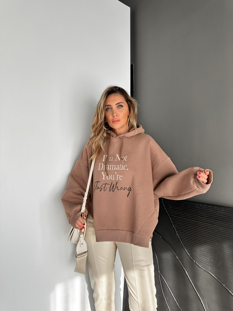 Kahve Kapşonlu Yanları Yırtmaçlı Sweatshirt