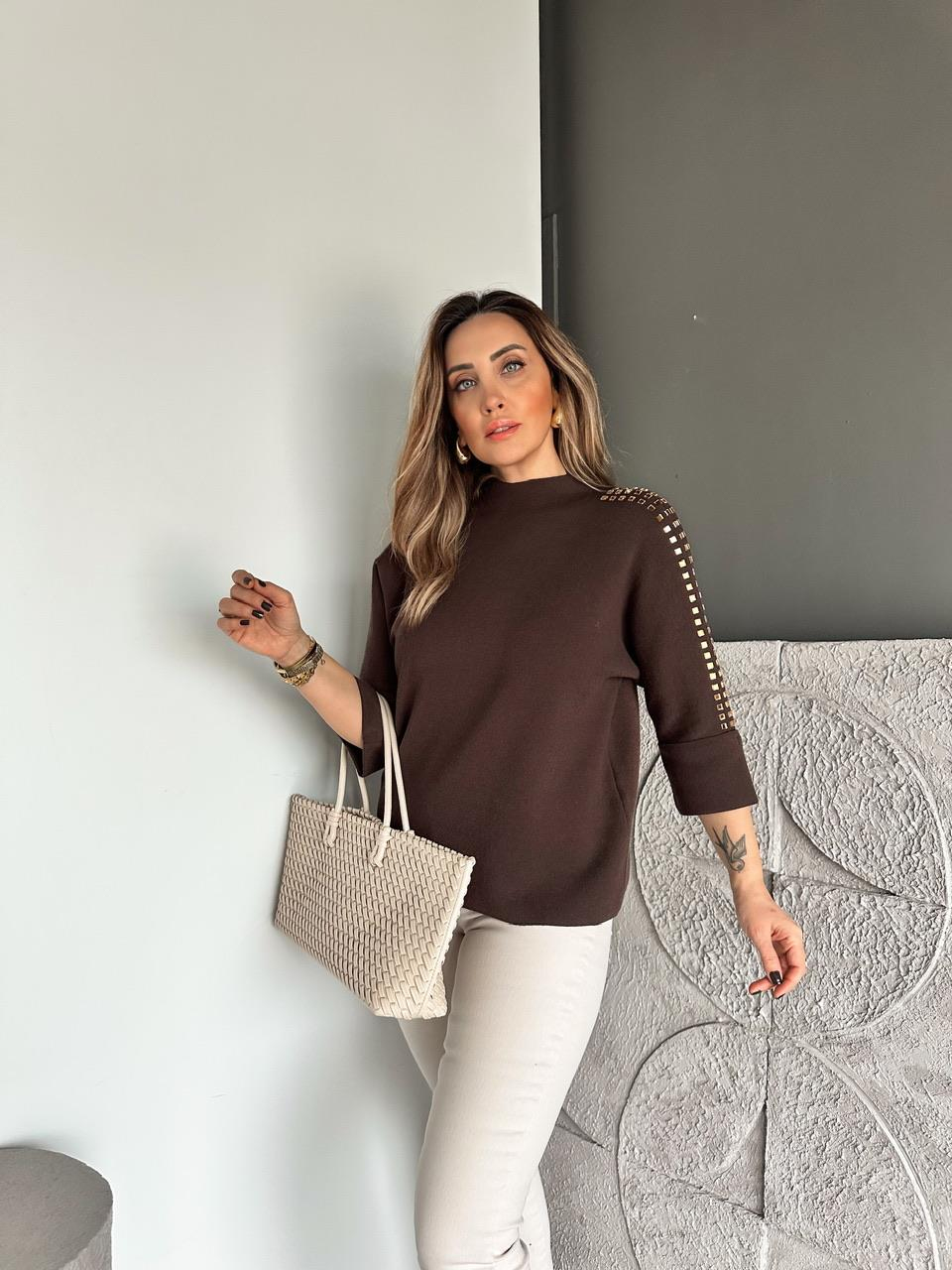 Kahve Kare Taşlı Premium Kazak