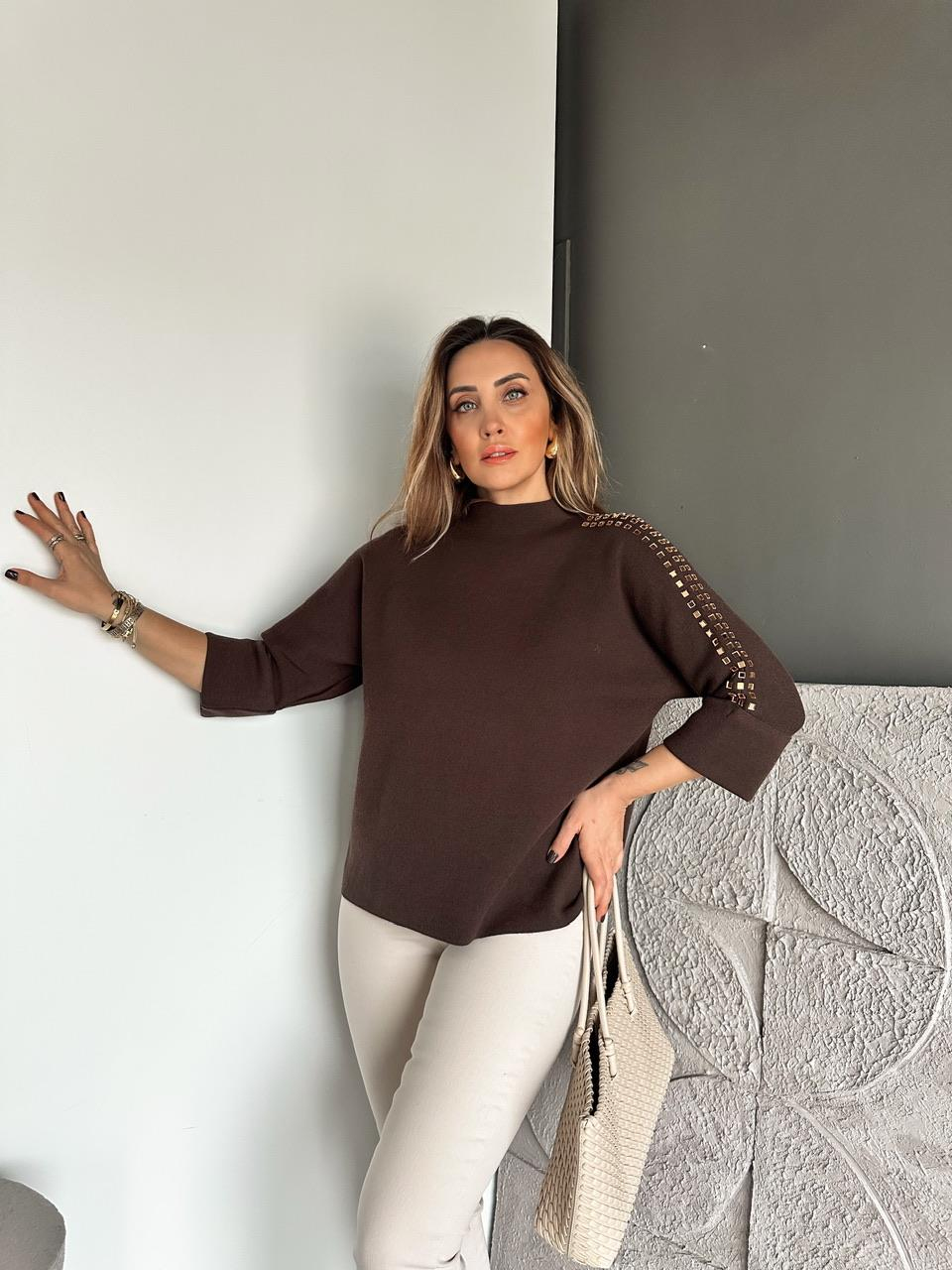 Kahve Kare Taşlı Premium Kazak