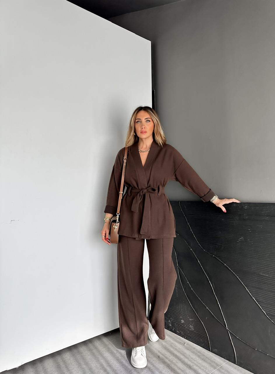 Kahve Kaşkorse Kuşaklı Ceketli Takım