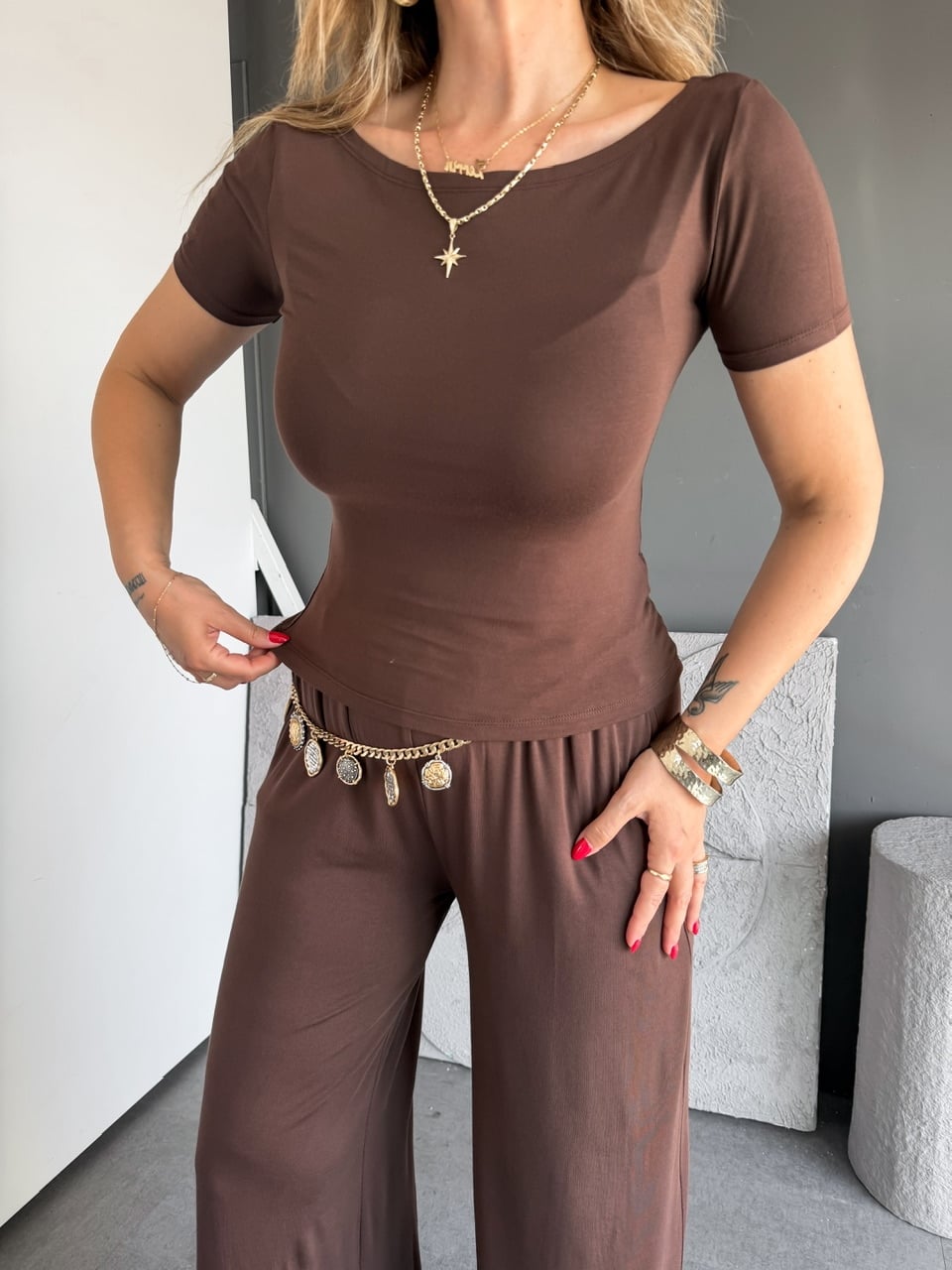 Kahve Kayık Yaka Likralı Basic Takım