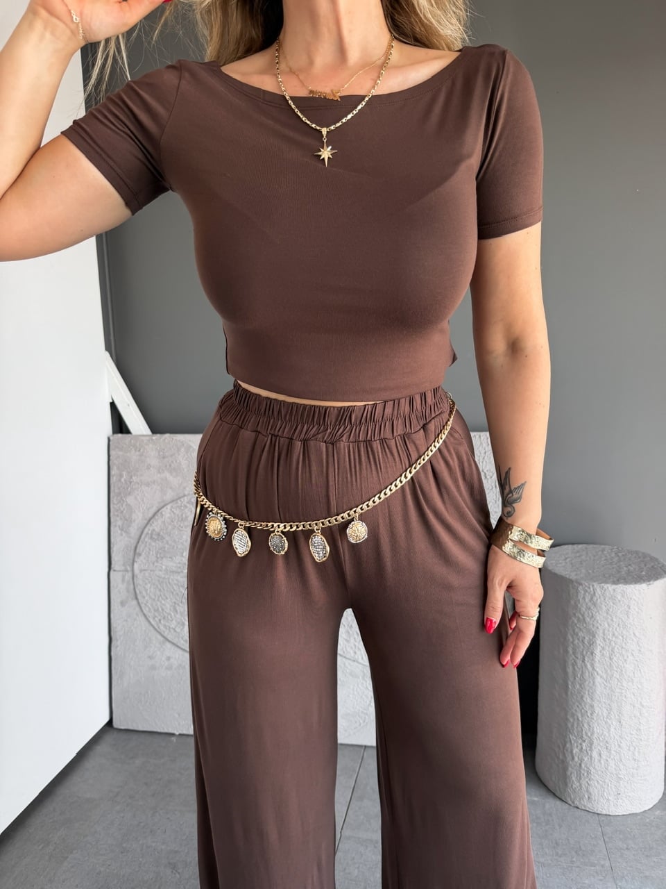Kahve Kayık Yaka Likralı Basic Takım