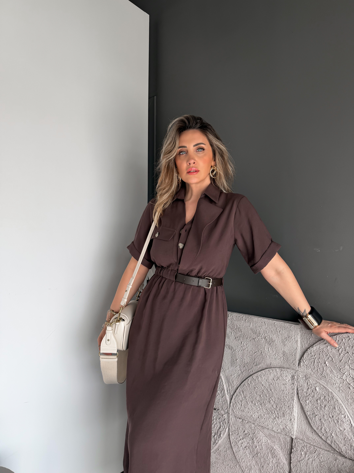 Kahve Kemerli Tek Cepli Tasarım Elbise