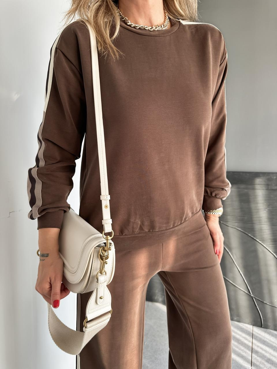 Kahve Krem Şeritli Modal Spor Takım