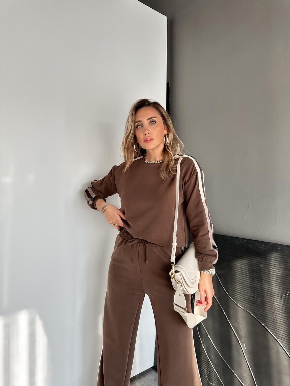 Kahve Krem Şeritli Modal Spor Takım