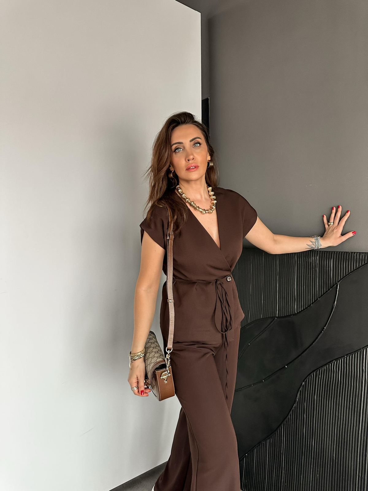 Kahve Kruvaze Ceketli Takım