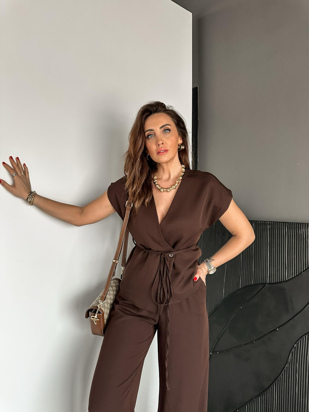 Kahve Kruvaze Ceketli Takım