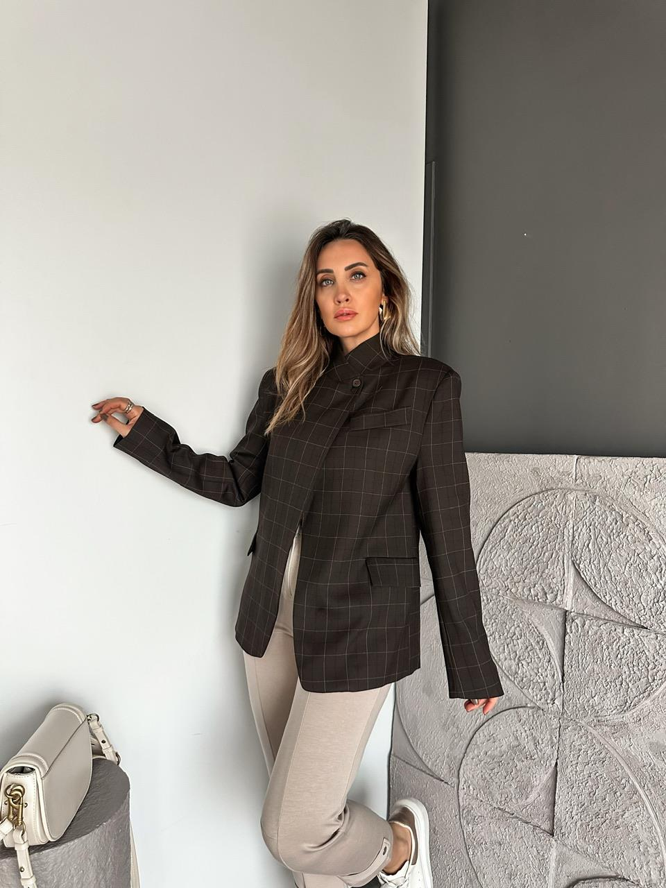 Kahve Kruvaze Düğmeli Tasarım Ceket