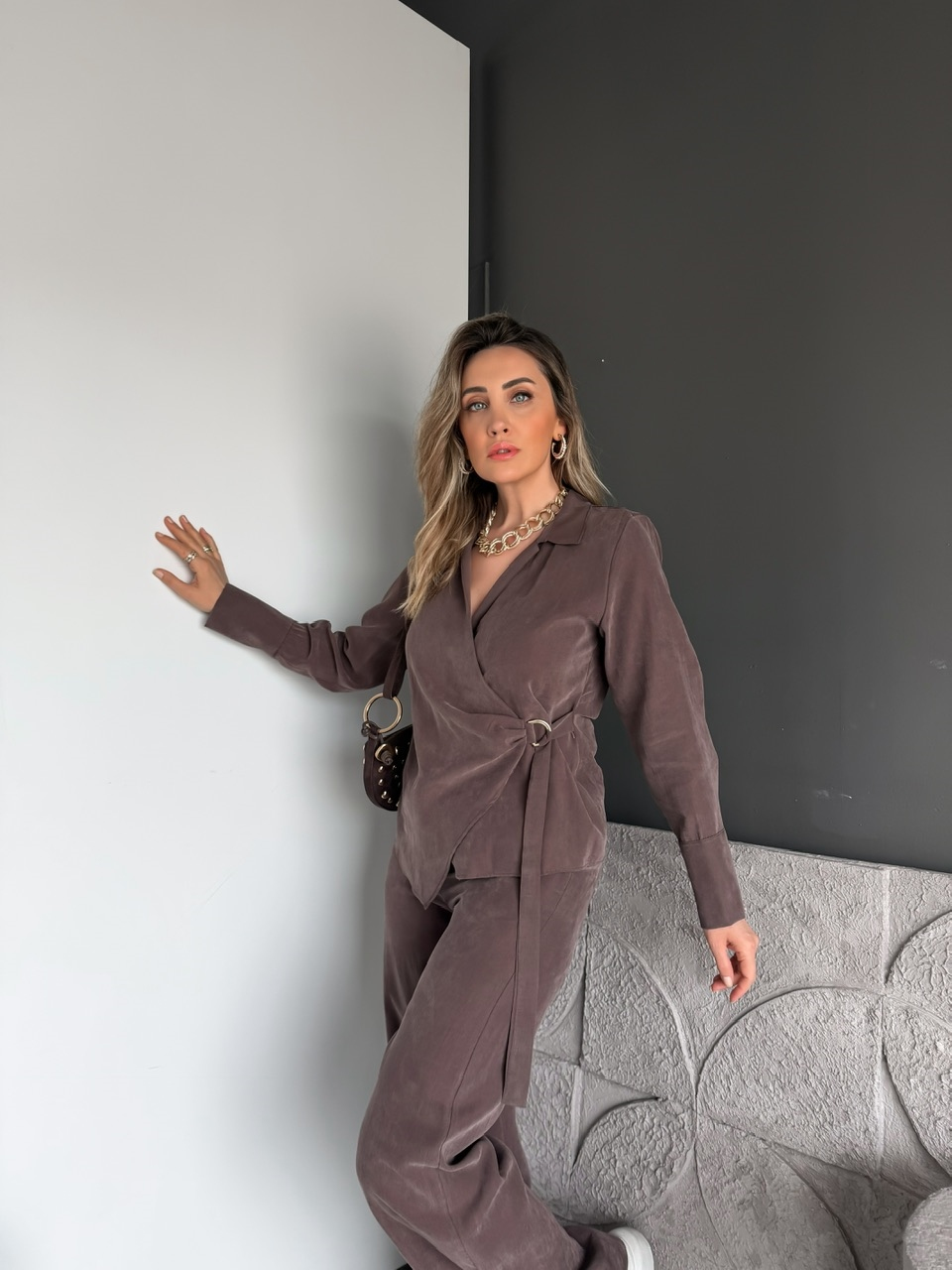 Kahve Kruvaze Tokalı Tensel Takım