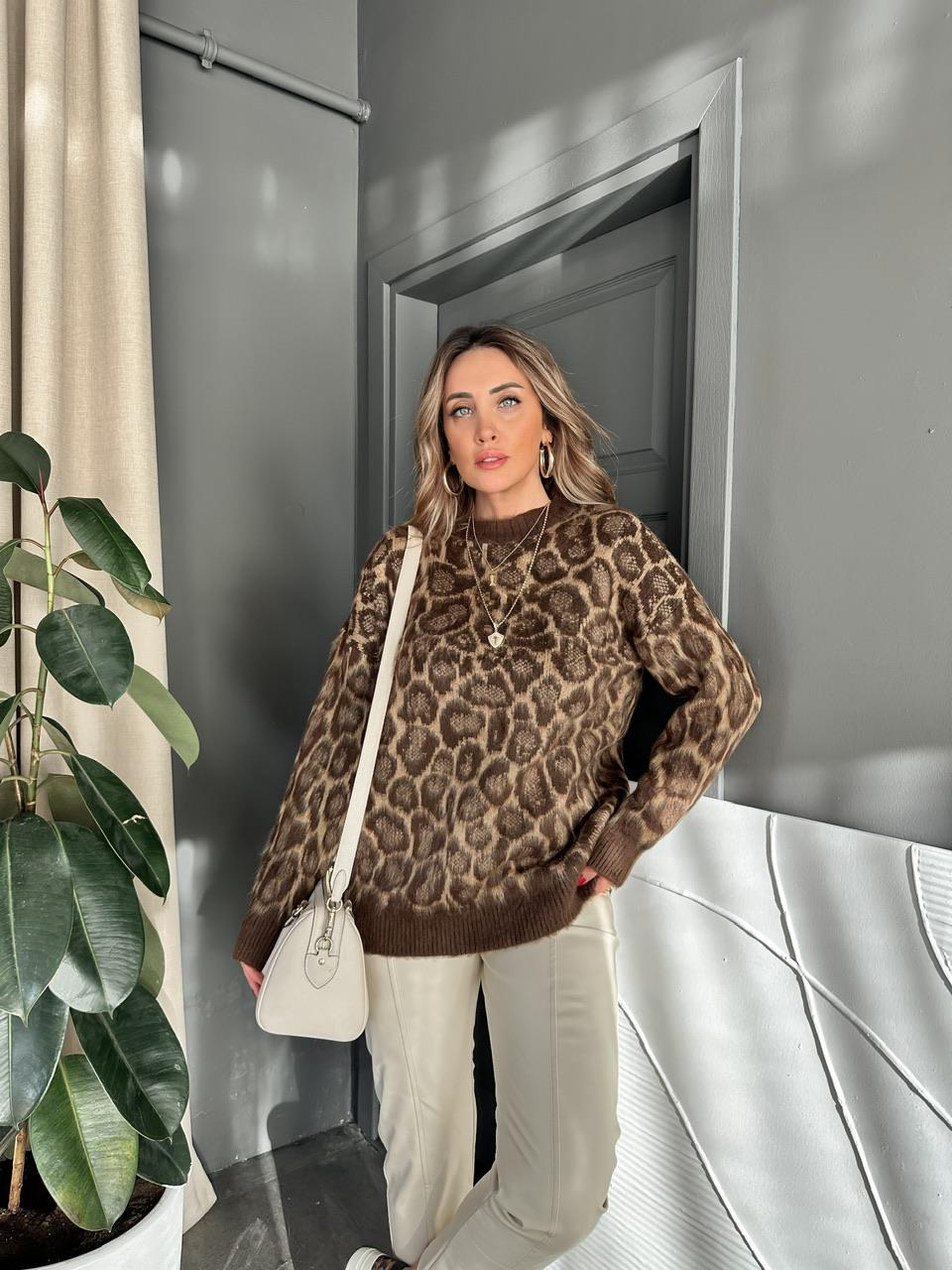 Kahve Leopar Yumuşak Dokulu Kazak