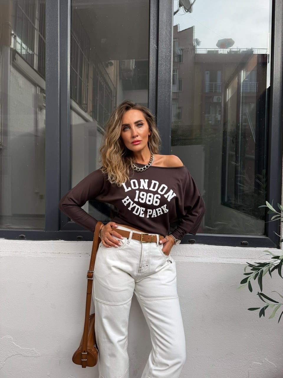 Kahve London Tek Omuz Tshirt