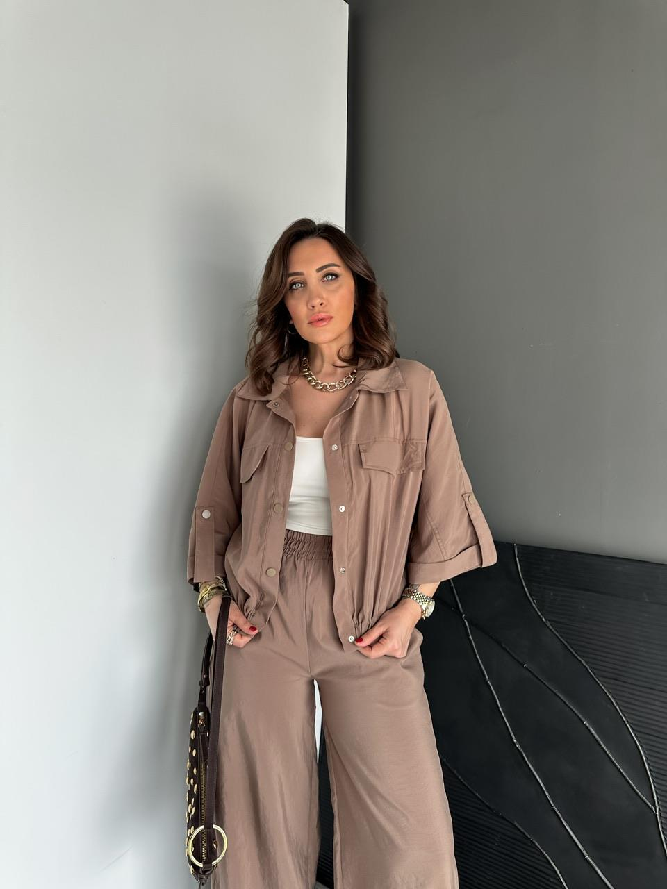 Kahve Manşet Kollu Çıtçıtlı Takım