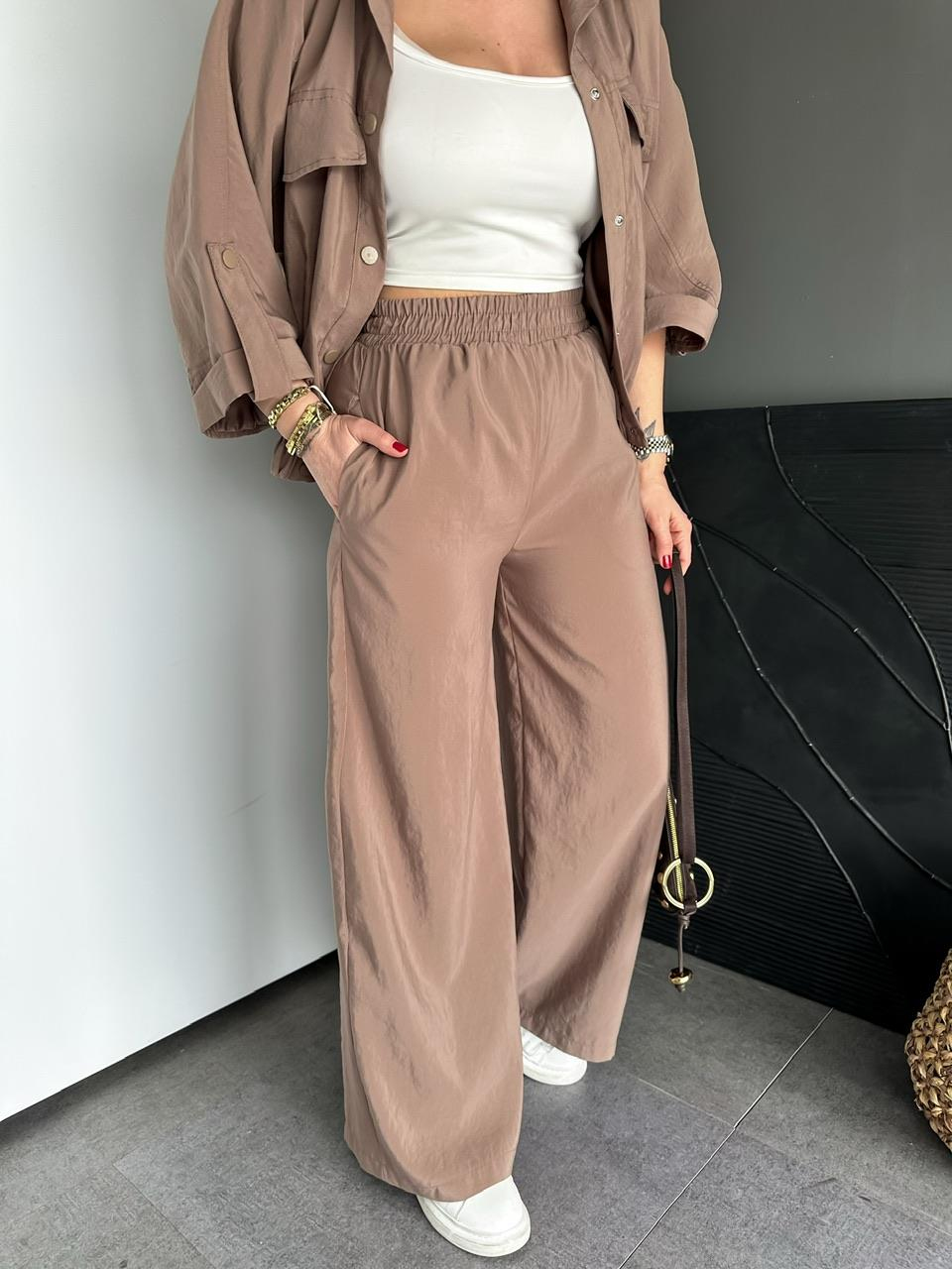 Kahve Manşet Kollu Çıtçıtlı Takım