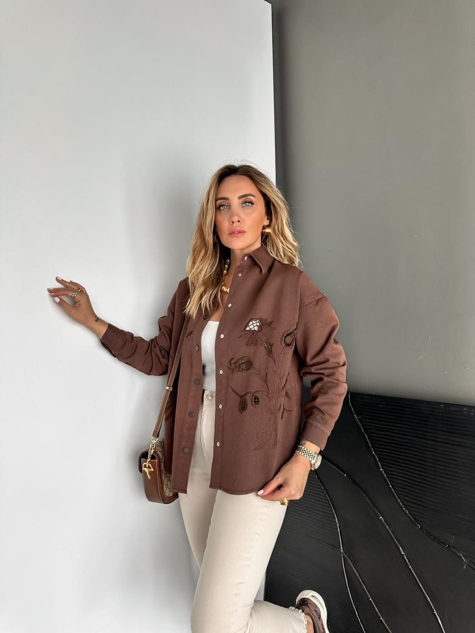 Kahve Nakışlı Marka Model Ceket
