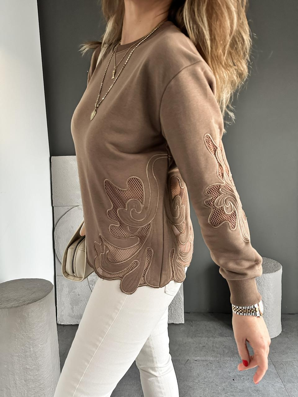 Kahve Nakışlı Marka Model Sweatshirt