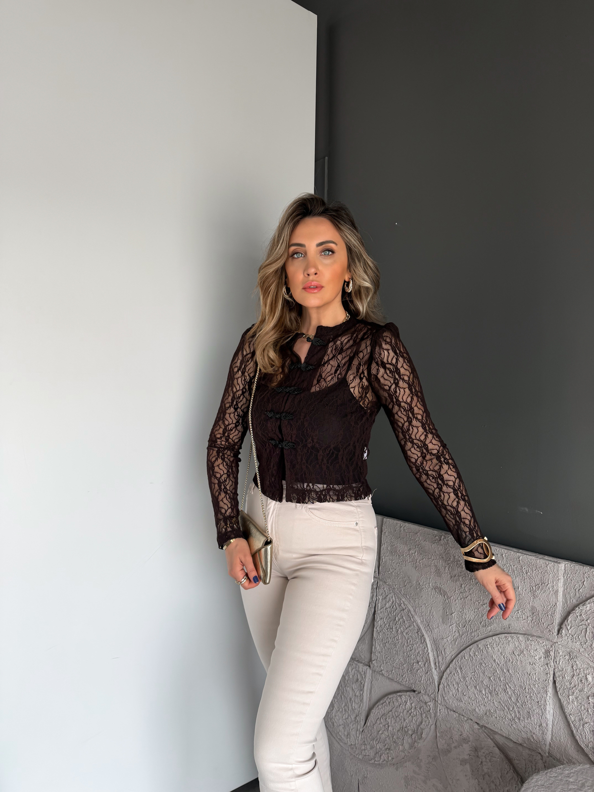 Kahve Napolyon Düğmeli Dantel Bluz