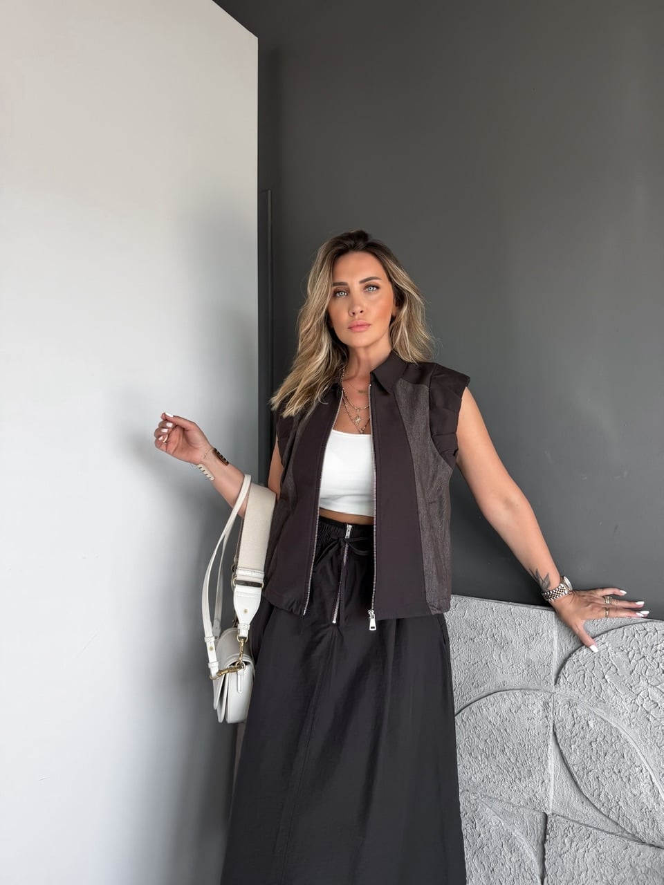 Kahve Omuz Tasarımlı Yelek Etek Takım