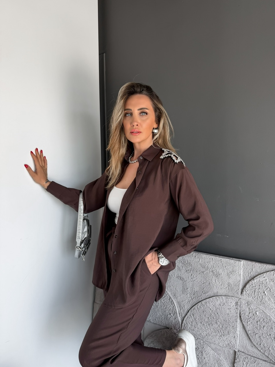 Kahve Omuzları Yıldız Taşlı Tensel Takım