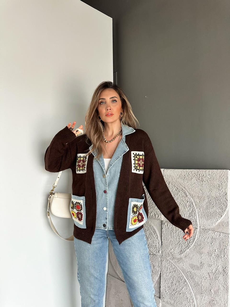 Kahve Patchwork Nakışlı Kot Parçalı Hırka