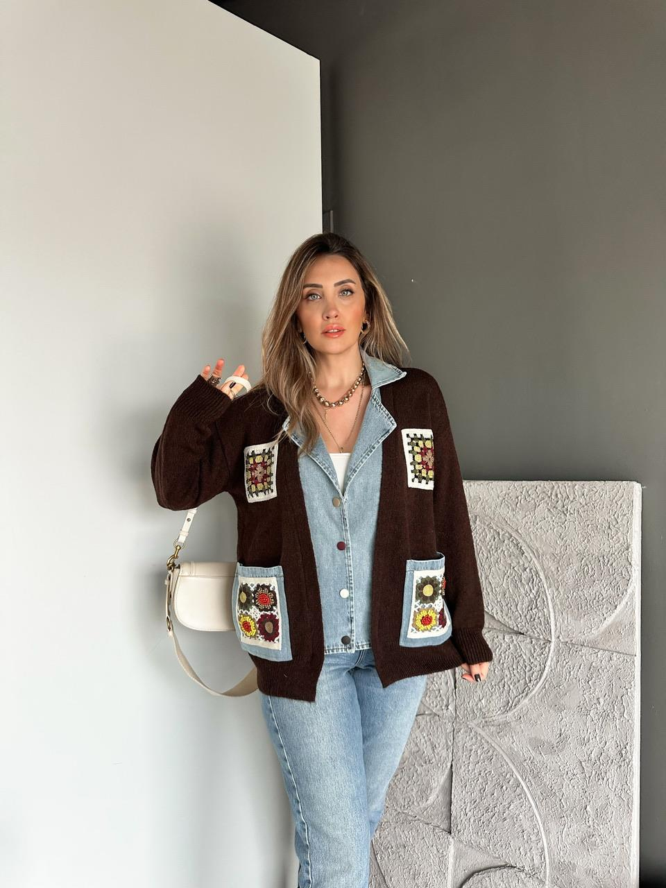 Kahve Patchwork Nakışlı Kot Parçalı Hırka