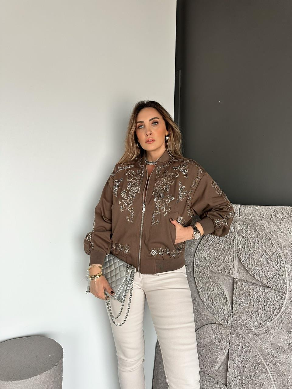 Kahve Pul İşlemeli Bomber Ceket