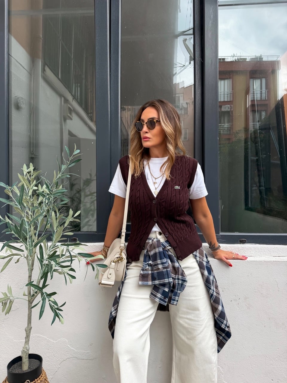 Kahve Saç Örgülü Marka Model Yelek