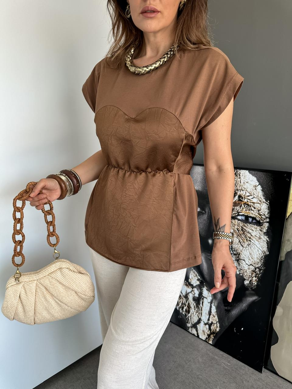Kahve Saten Parçalı Bağlamalı Bluz