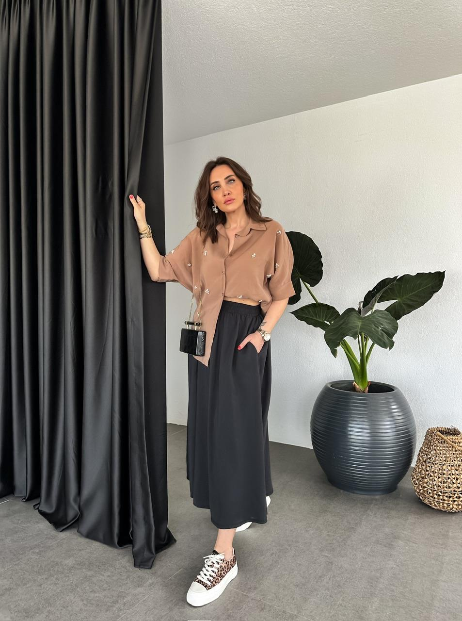 Kahve Serpme Taşlı Model Gömlek