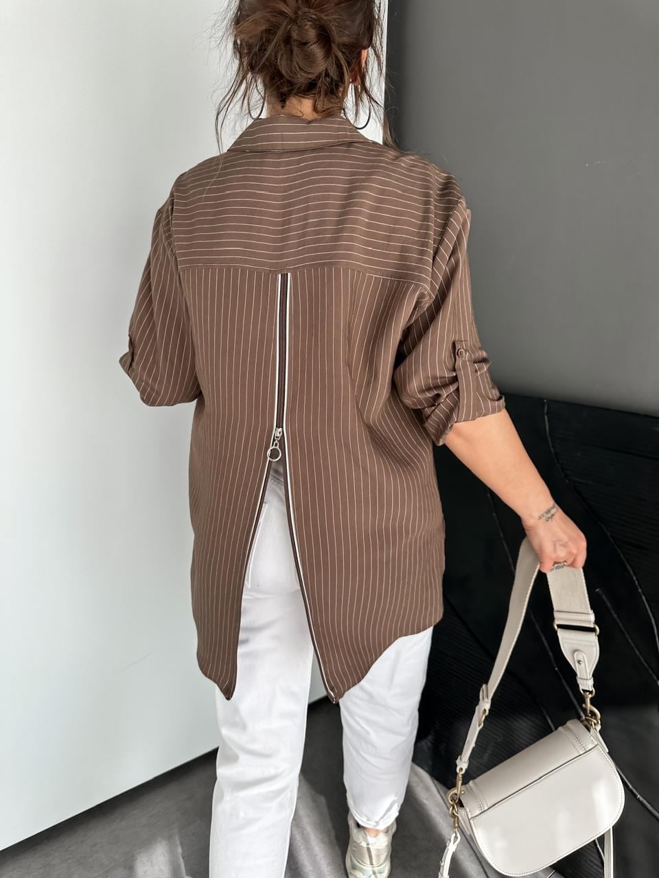 Kahve Sırtı Fermuarlı Çizgili Gömlek