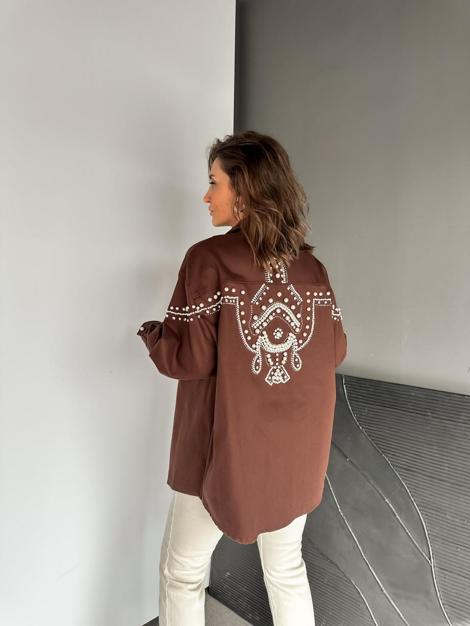 Kahve Sırtı İnci Ve Taş İşlemeli Ceket