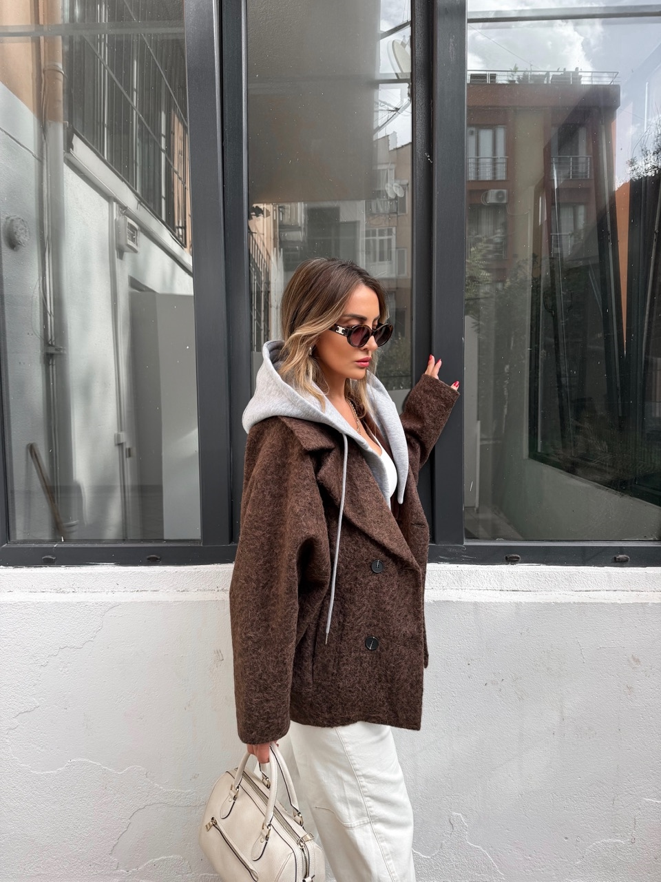 Kahve Sweat Detaylı Kapşonlu Kaban