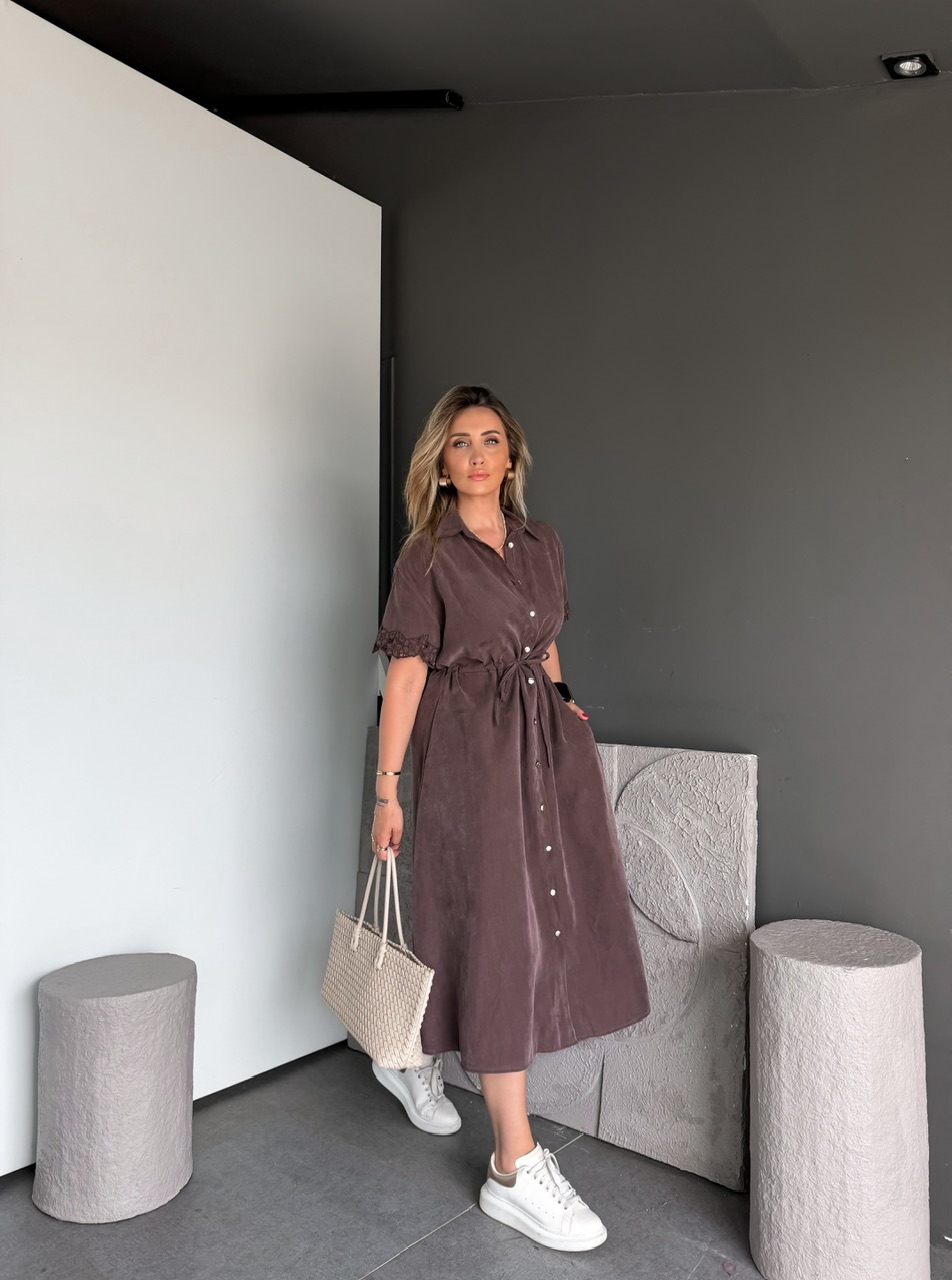 Kahve Taşlanmış Kolları Nakışlı Elbise
