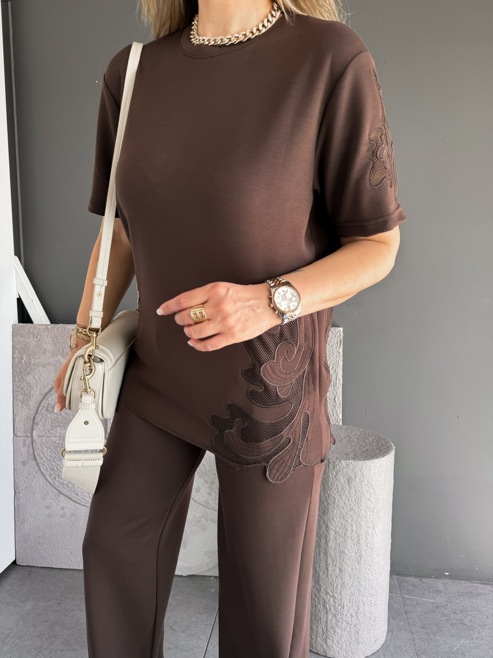 Kahve Tek Yanı Nakışlı Modal Takım