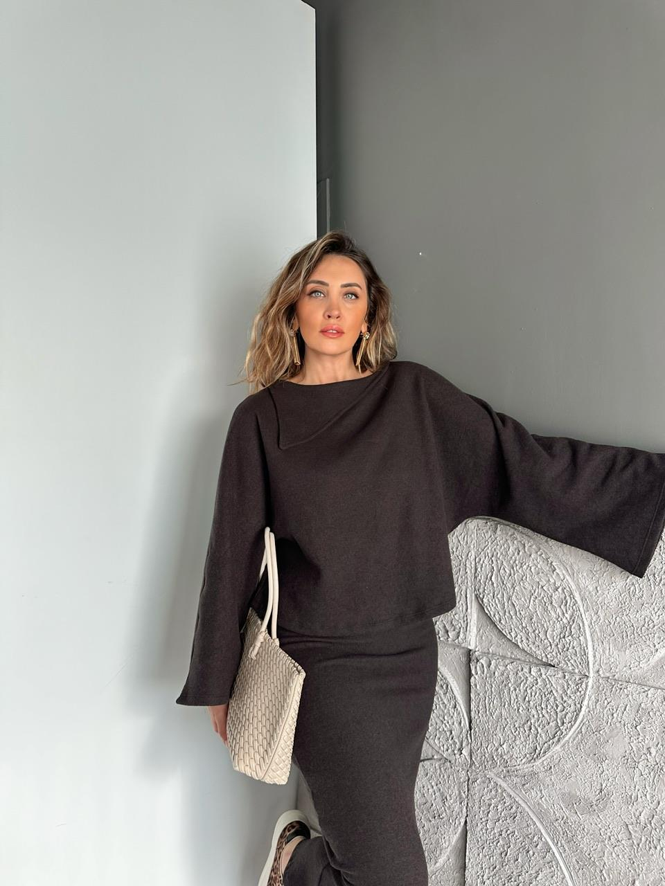 Kahve Yaka Detaylı Etekli Kaşkorse Takım