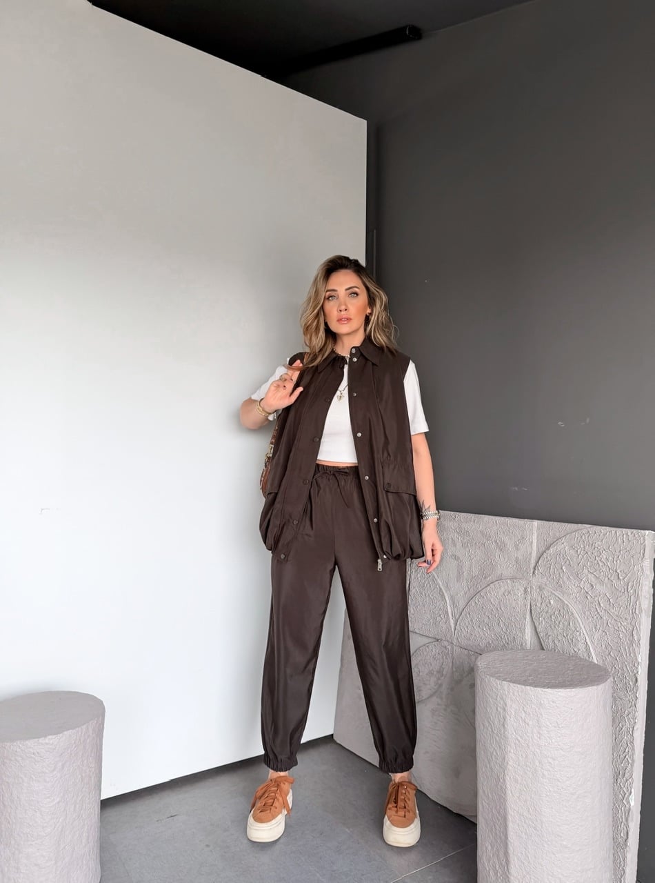 Kahve Yelek Pantolon Paçası Lastikli Takım