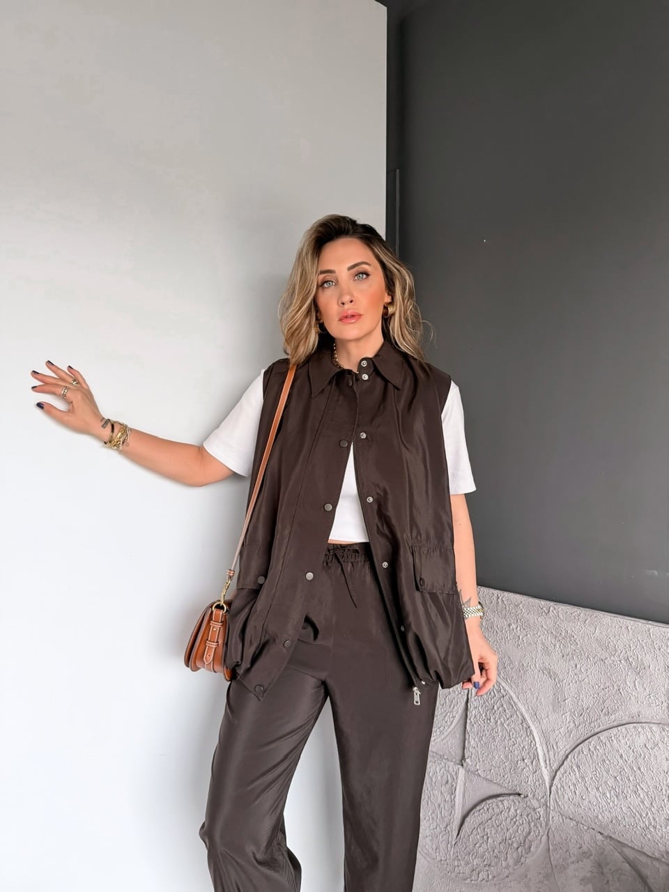Kahve Yelek Pantolon Paçası Lastikli Takım