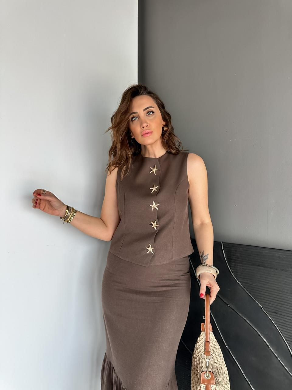 Kahve Yıldız Düğmeli Keten Takım