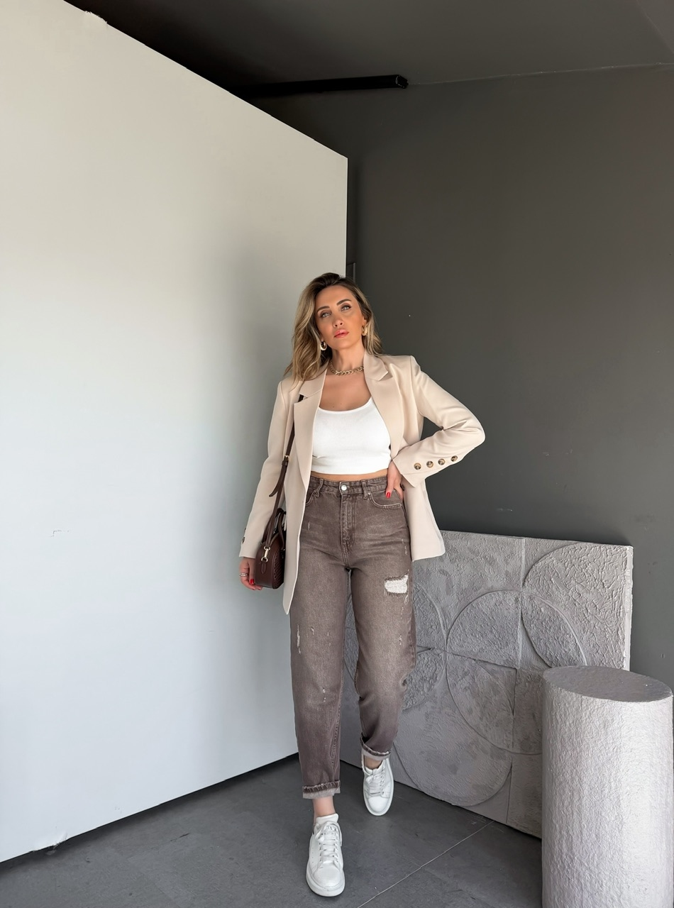 Kahve Yırtık Parçalı Mom Jean