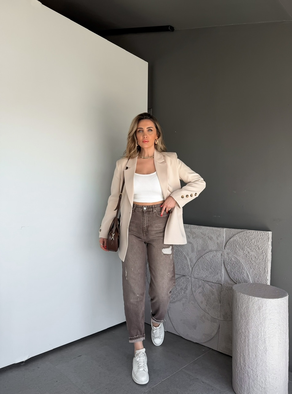Kahve Yırtık Parçalı Mom Jean