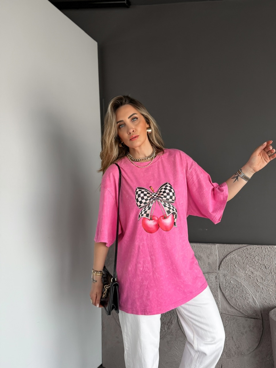 Kiraz Baskılı Yıkamalı Oversize Tshirt