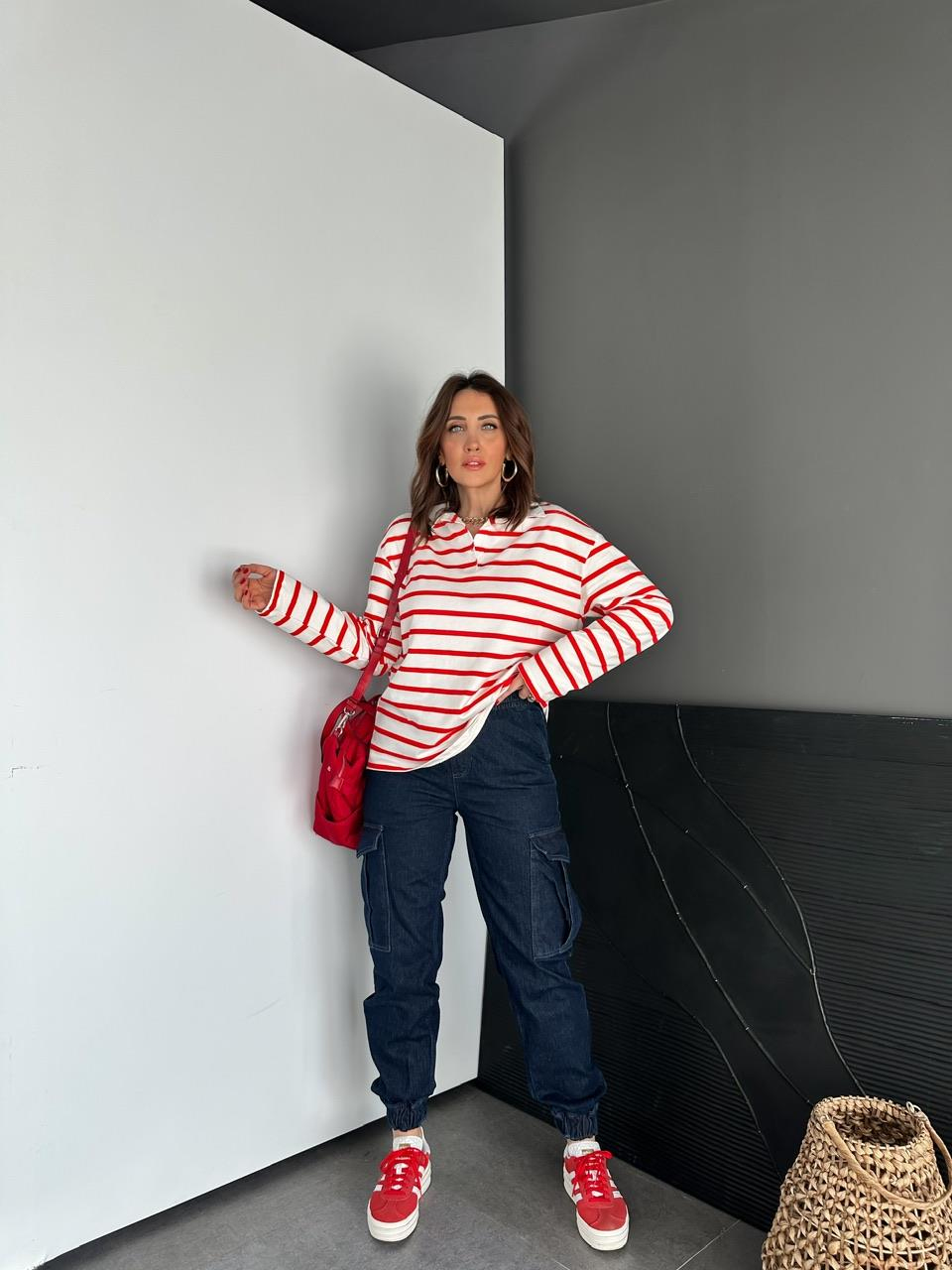 Kırmızı Çizgili Polo Yaka Sweatshirt