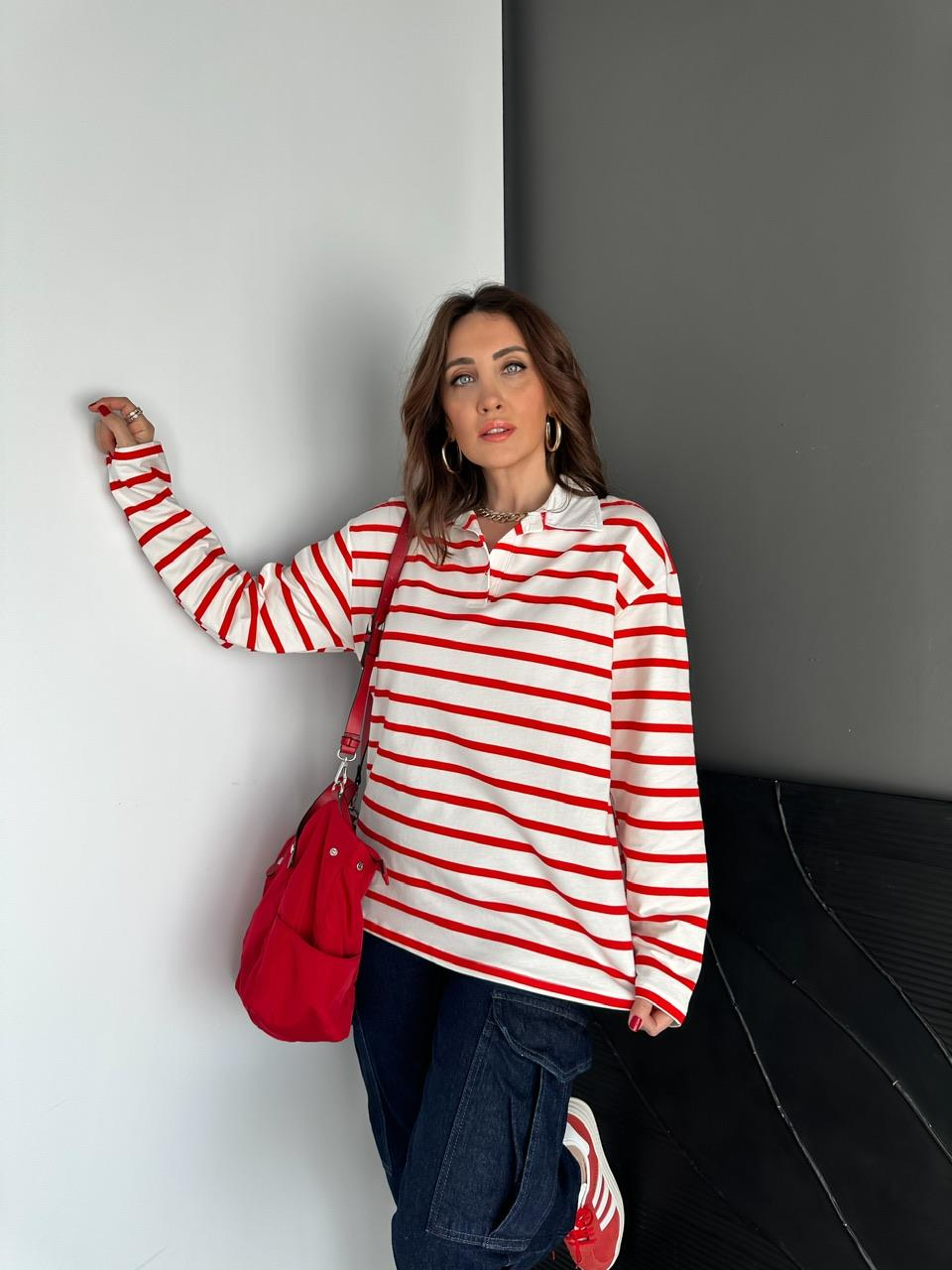 Kırmızı Çizgili Polo Yaka Sweatshirt