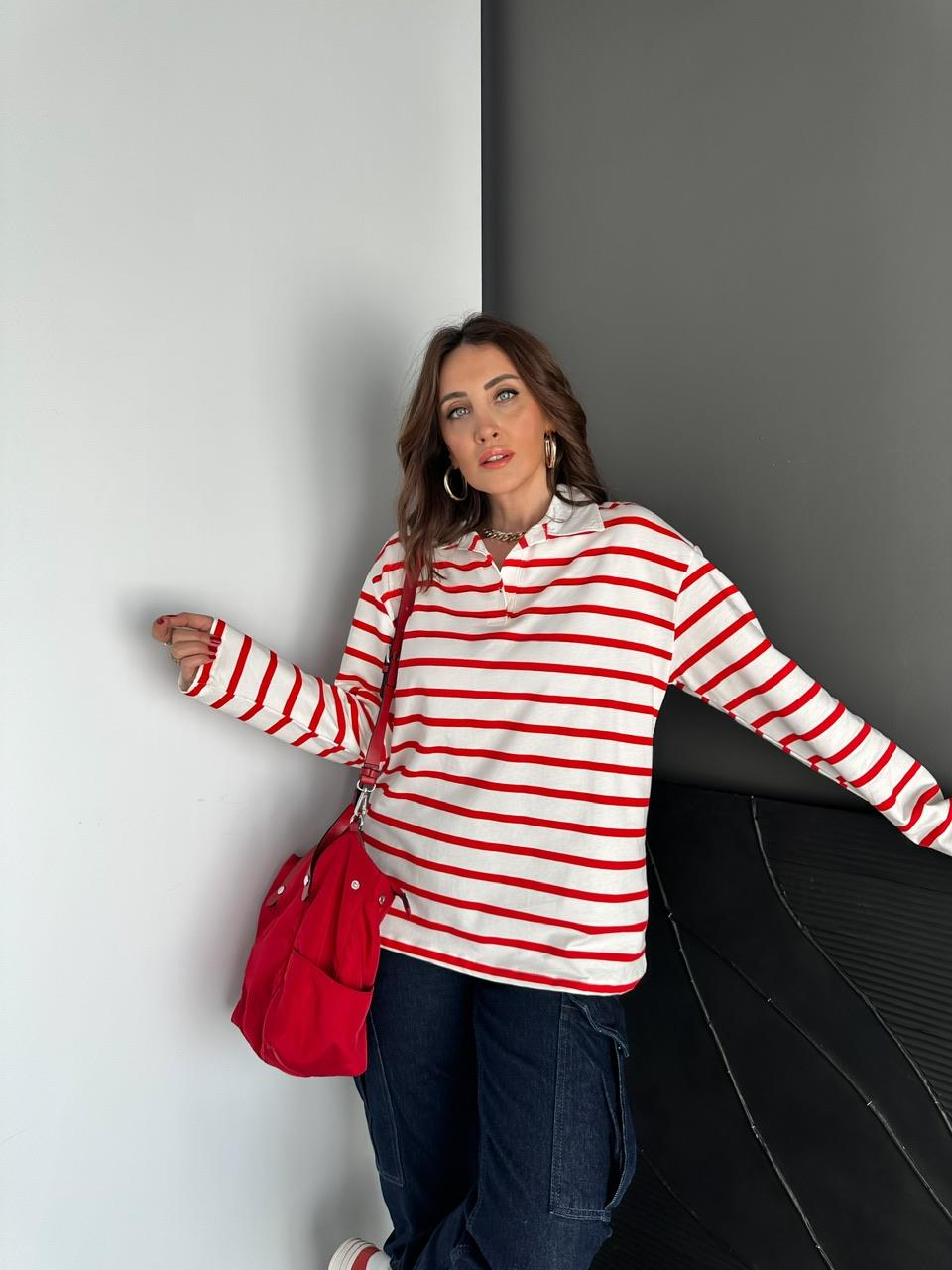 Kırmızı Çizgili Polo Yaka Sweatshirt