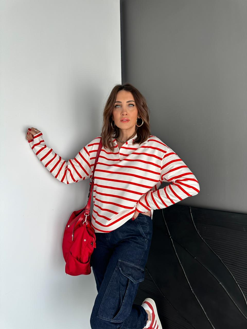 Kırmızı Çizgili Polo Yaka Sweatshirt