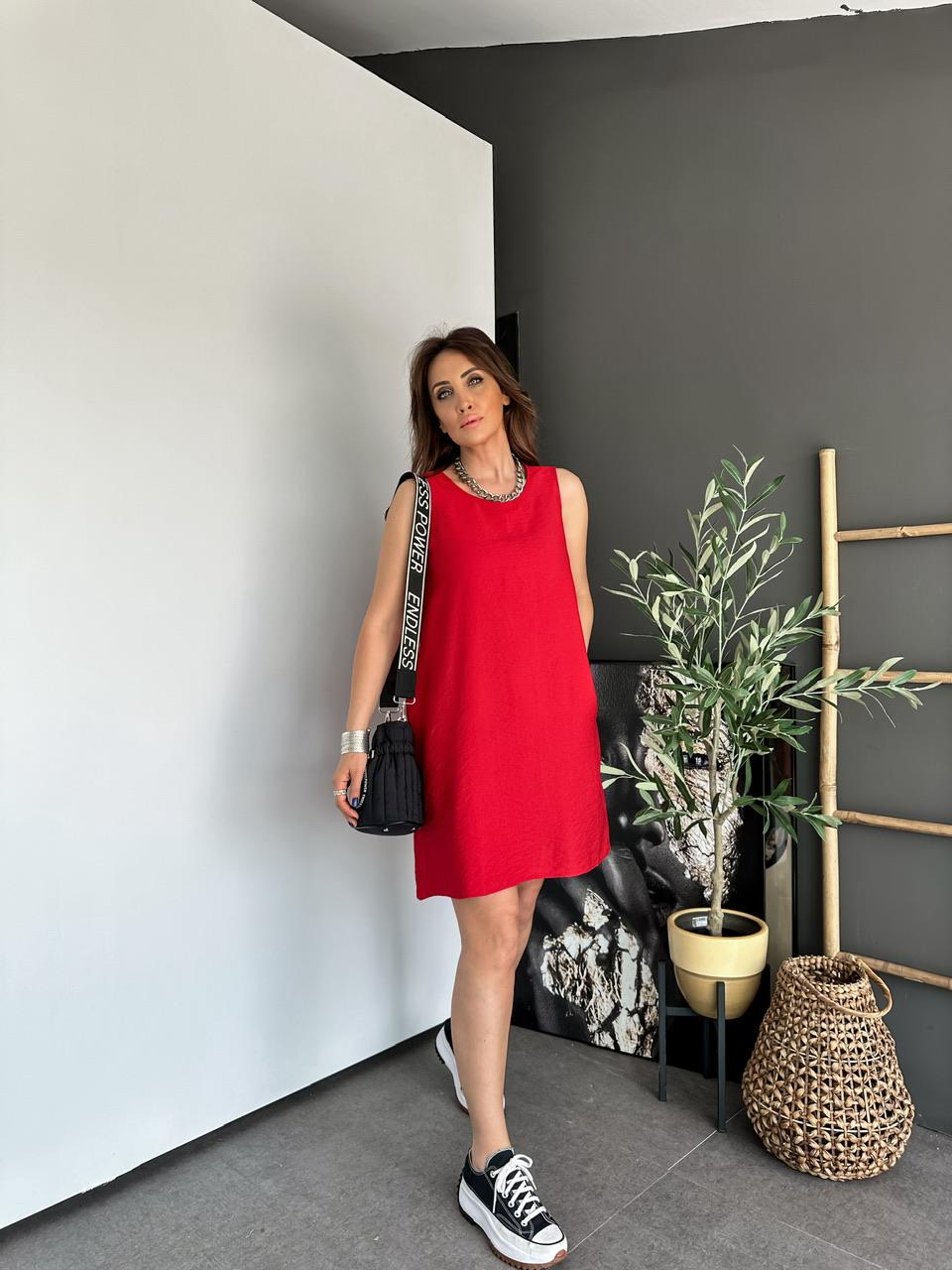 Kırmızı Kolsuz Cepli Basic Elbise
