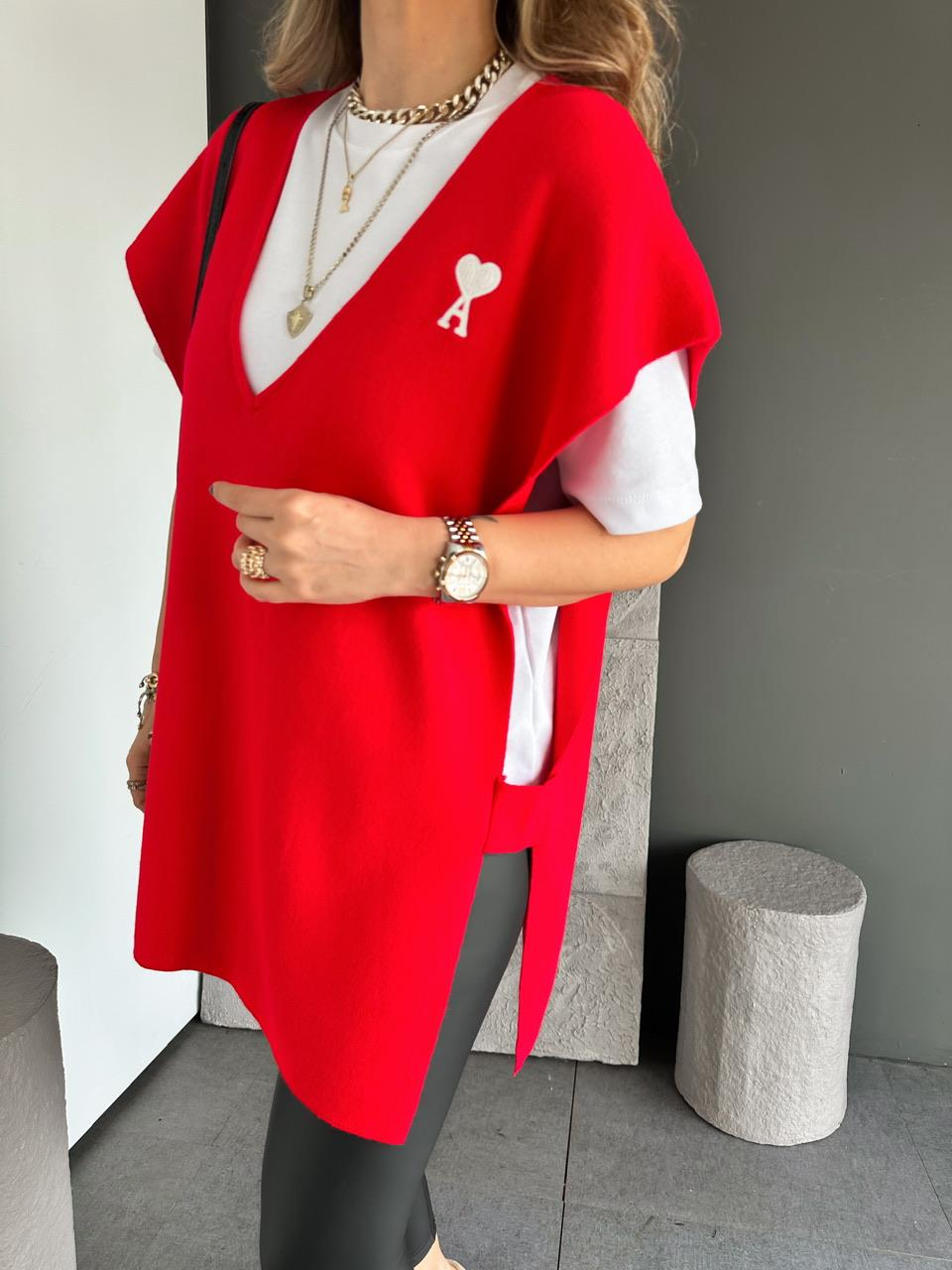 Kırmızı Logolu Triko Tunik