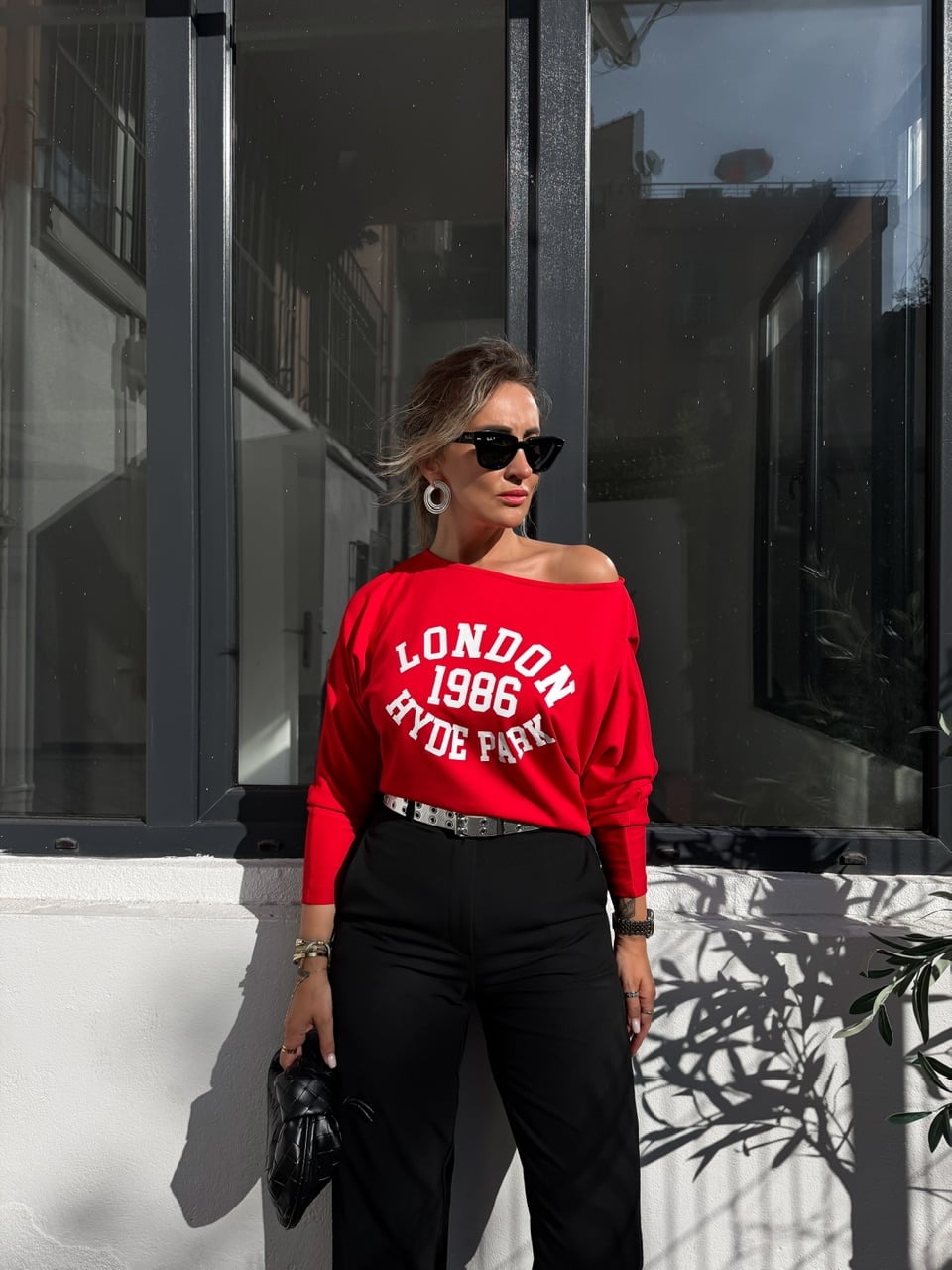 Kırmızı London Tek Omuz Tshirt