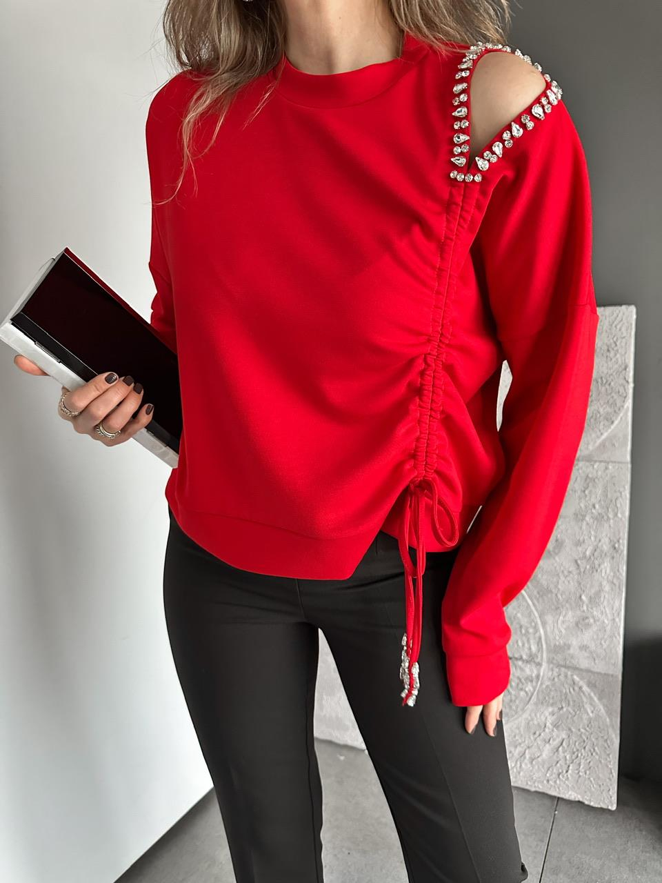 Kırmızı Omuz Dekolteli Taşlı Sweatshirt