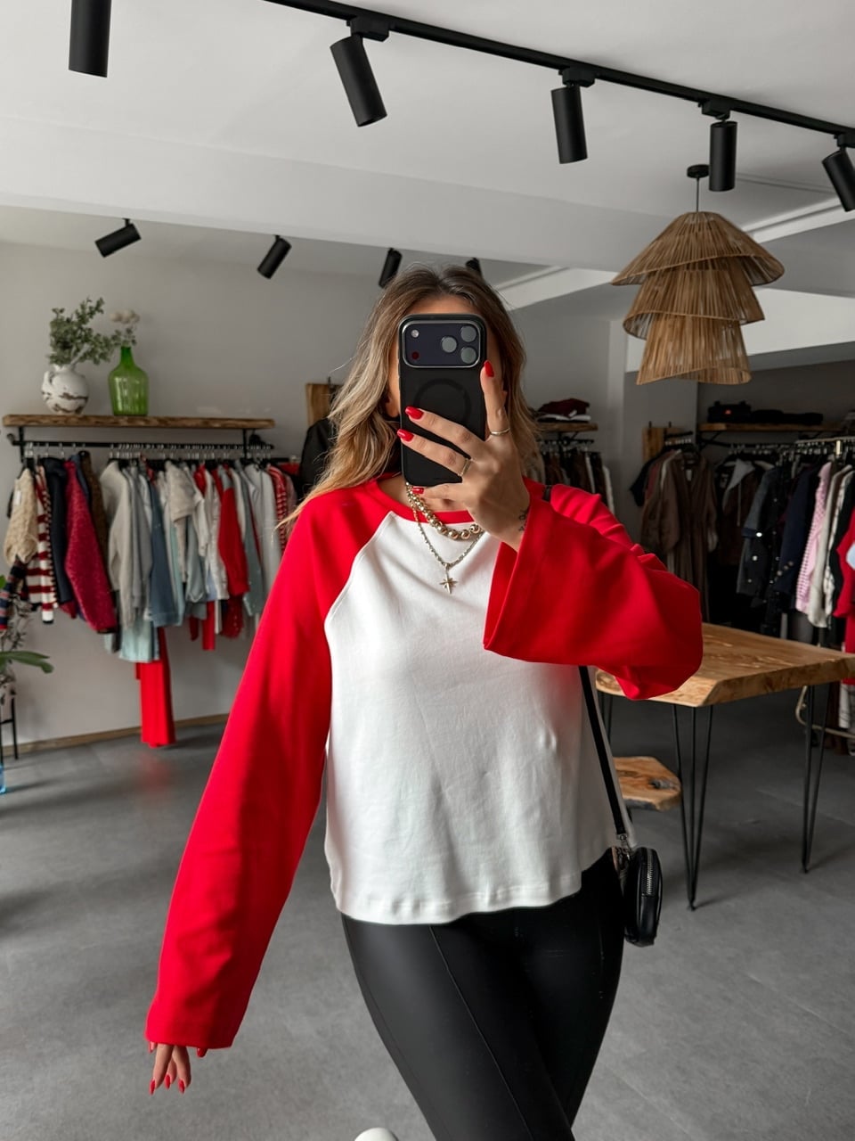 Kırmızı Raglan Kol Tshirt