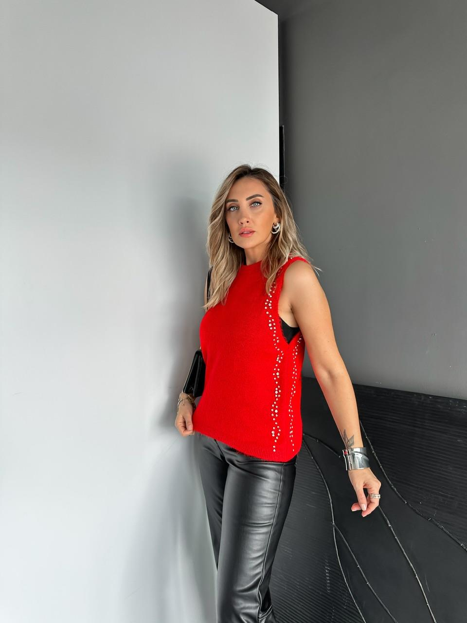 Kırmızı Taşlı Bisiklet Yaka Triko